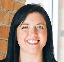 Responsable du support client, Sophie Hartwell, portrait.